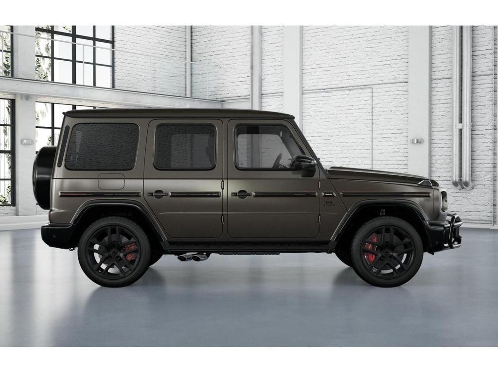 New 2027 MANUFAKTUR Monza Grey Magno Mercedes-Benz G 63 AMG® image 2