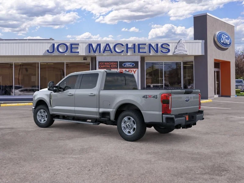 New 2026 Avalanche Ford F-350® XLT image 5