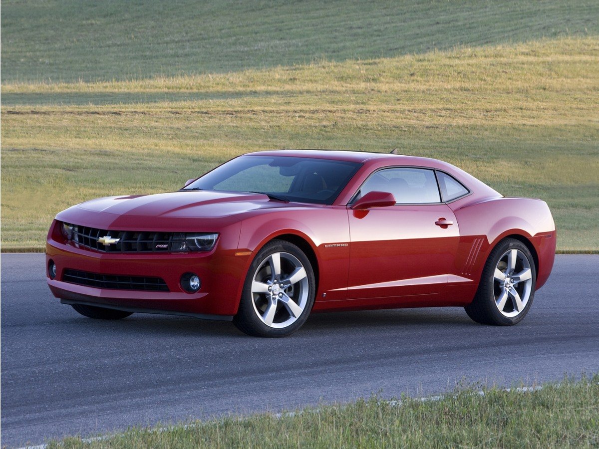 Used 2010 Gray Chevrolet 1LT image 1
