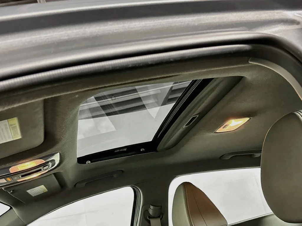 Used 2025 Gray Hyundai SEL Convenience image 19