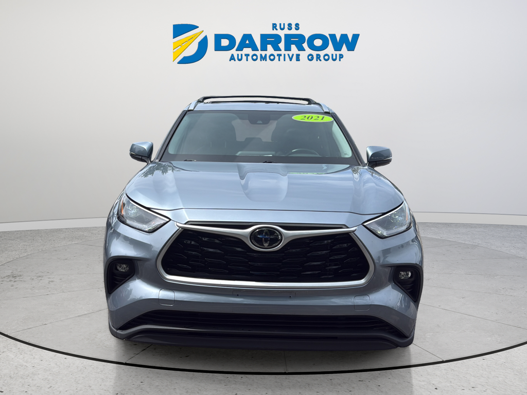 Used 2021  Toyota XLE image 8