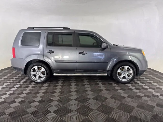 Used 2015 Gray Honda EX-L image 14