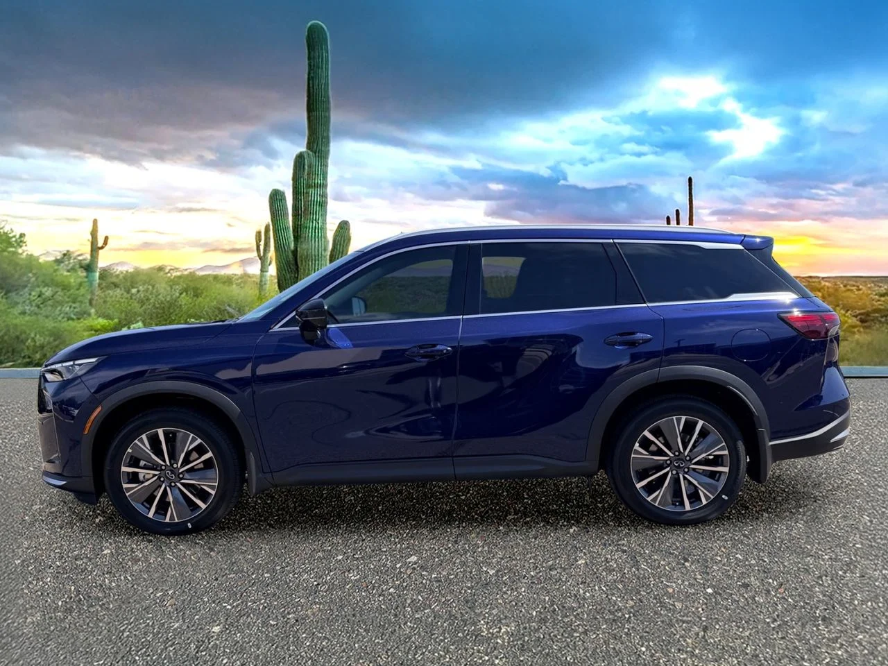 New 2027 GRAND BLUE INFINITI Luxe FWD image 3