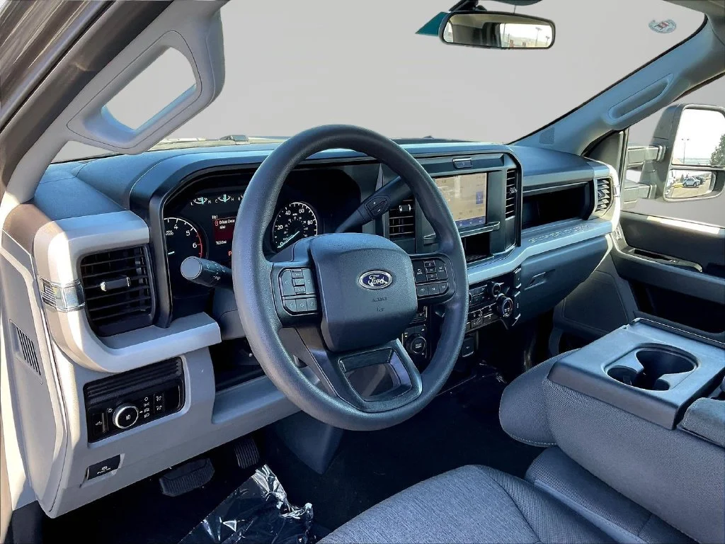 Used 2026 Gray Ford XL image 21