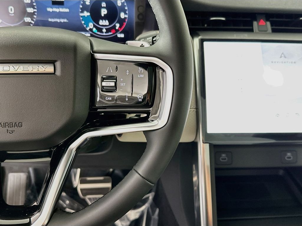 New 2026 Fuji White Land Rover Landmark image 14
