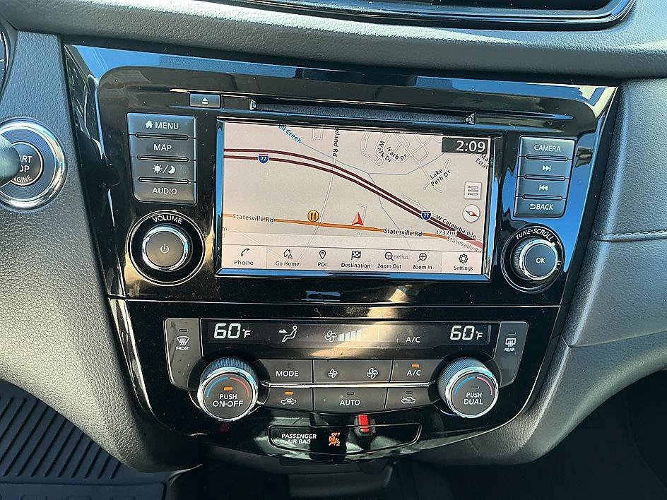 Used 2019 Brilliant Silver Metallic Nissan SV image 17