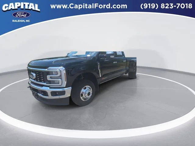 Used 2026 Black Ford Lariat image 4