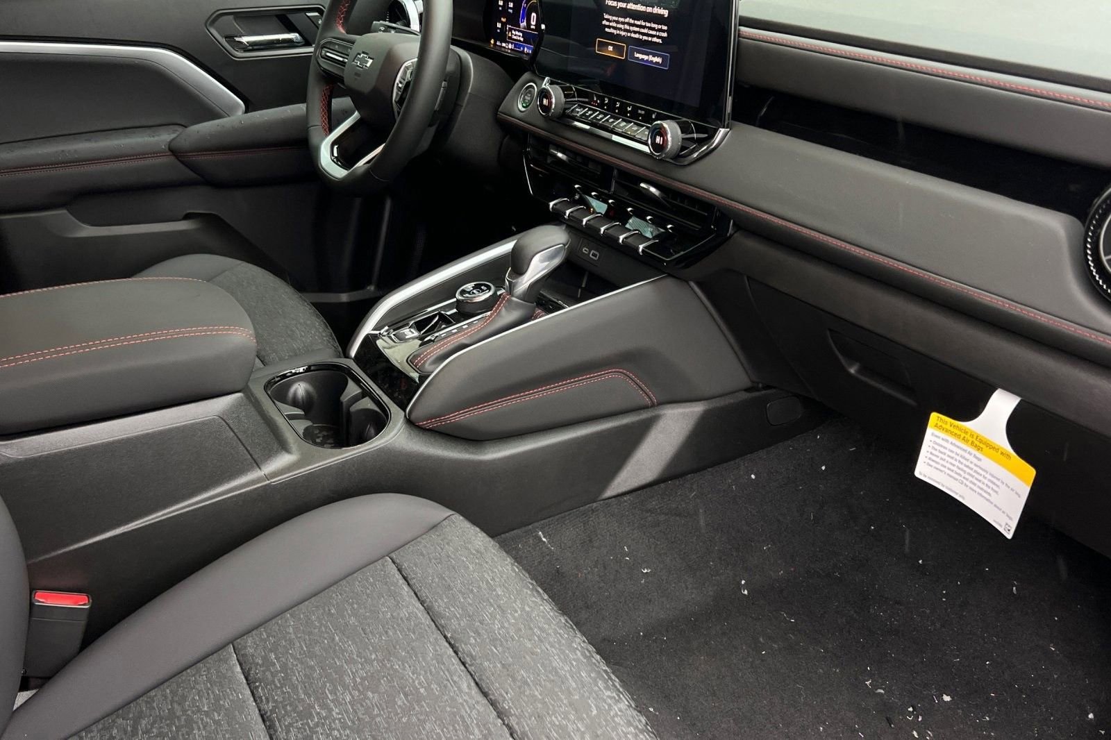 2025 Chevrolet Colorado Z71 - Photo 17