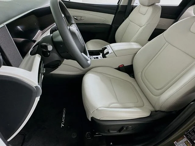 New 2026 Hyundai TUCSON SEL Plus
