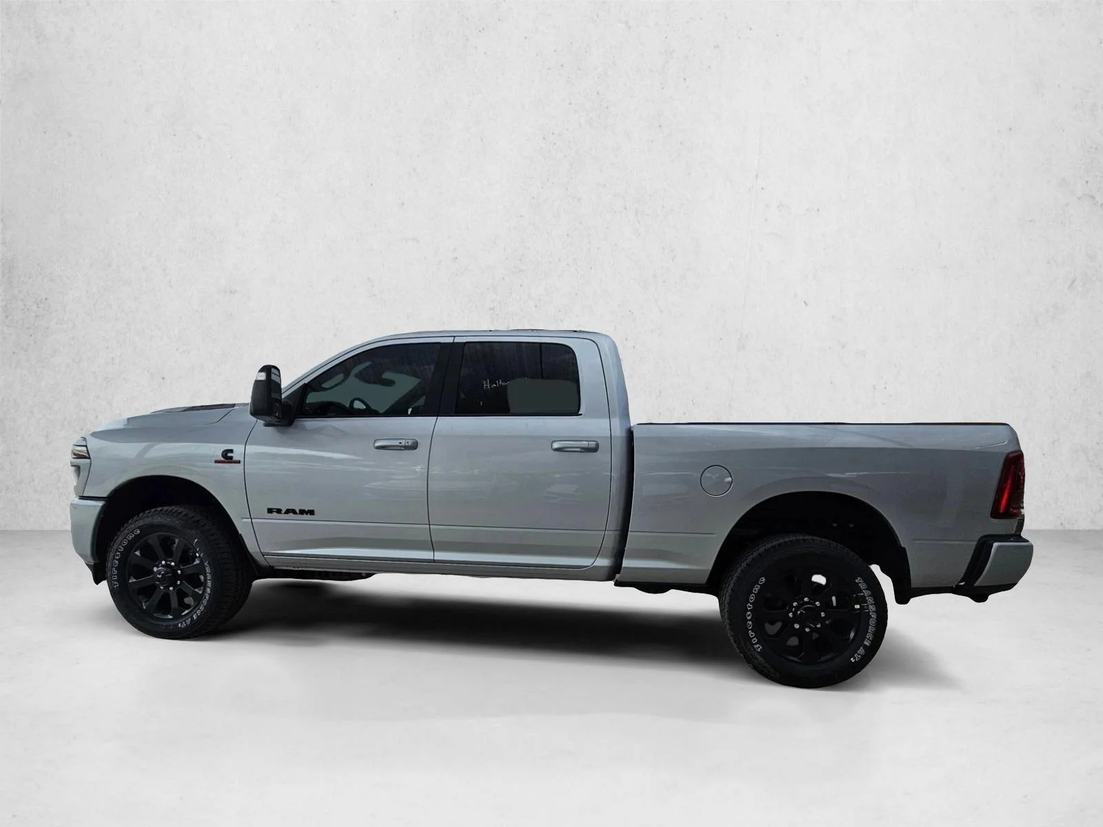 New 2026 Silver-Zynith Exterior Paint RAM Laramie image 5