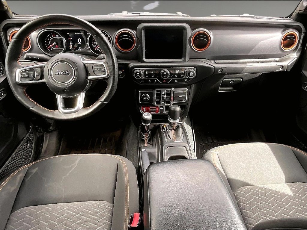 Used 2022 Black Jeep Mojave image 18