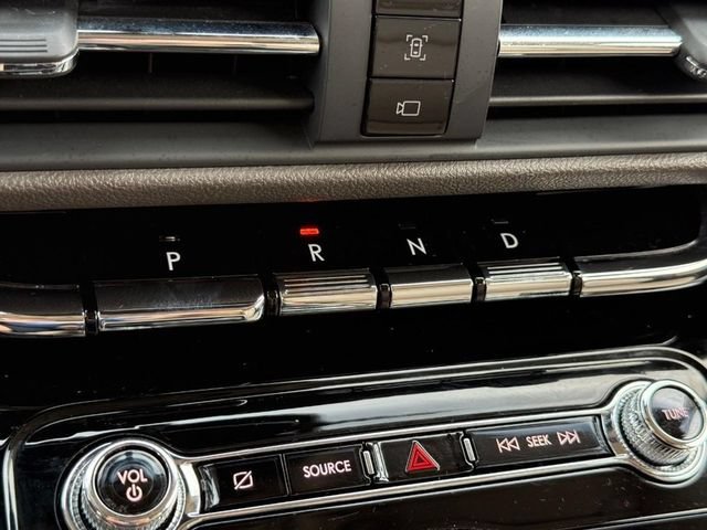 Used 2022 Brown Lincoln Standard image 18