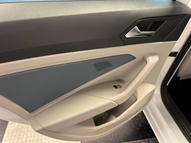 New 2026 White Volkswagen 1.5T SE image 10