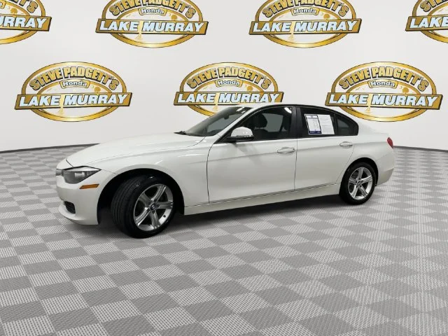 Used 2015 Alpine White BMW 320i image 8