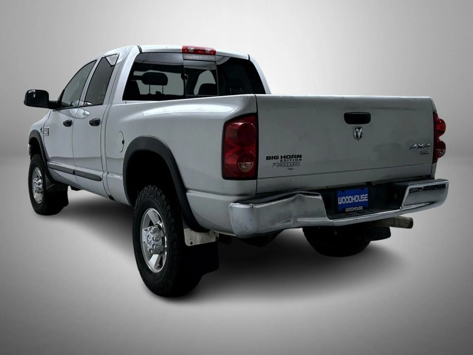 Used 2007 Silver Dodge SLT image 7