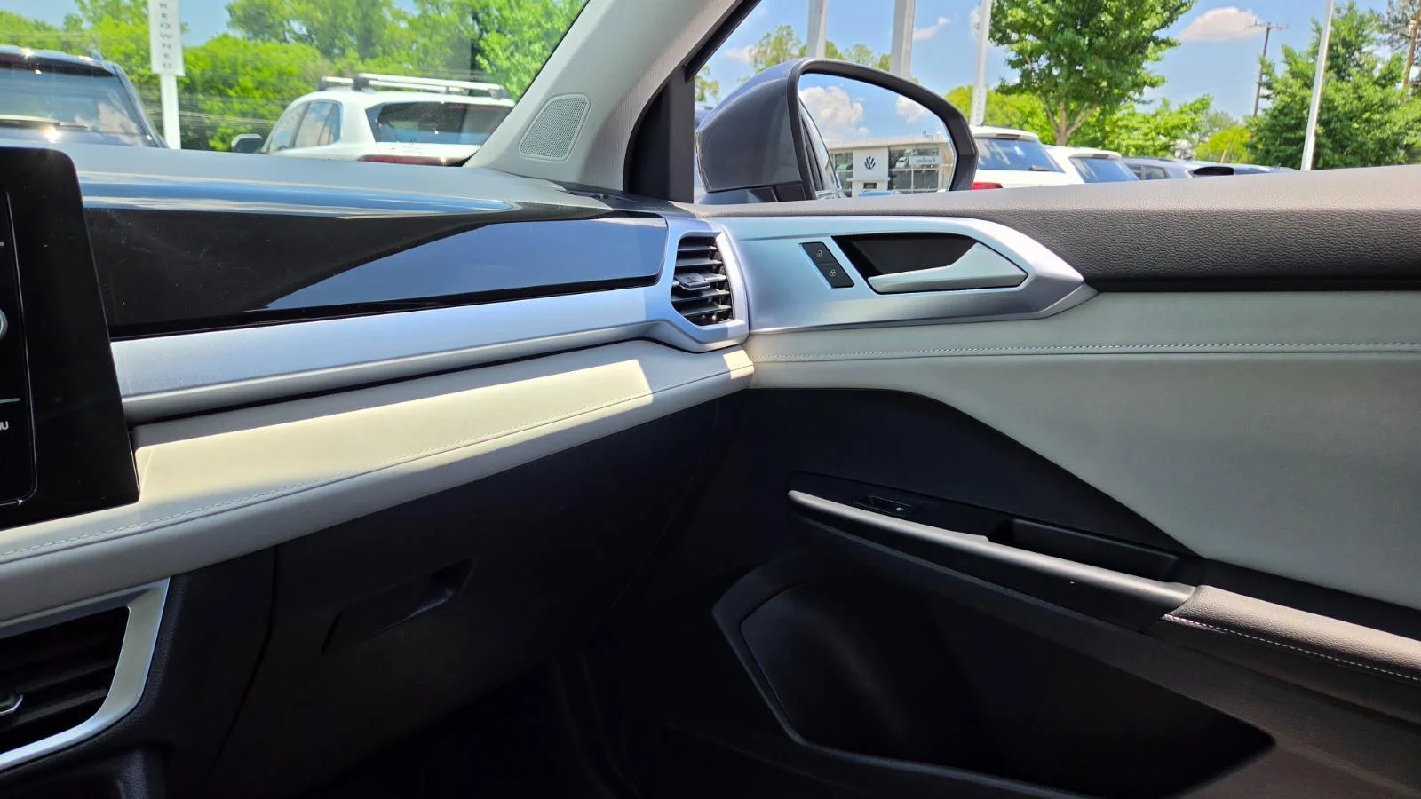 New 2026 GRAY Volkswagen SE image 42