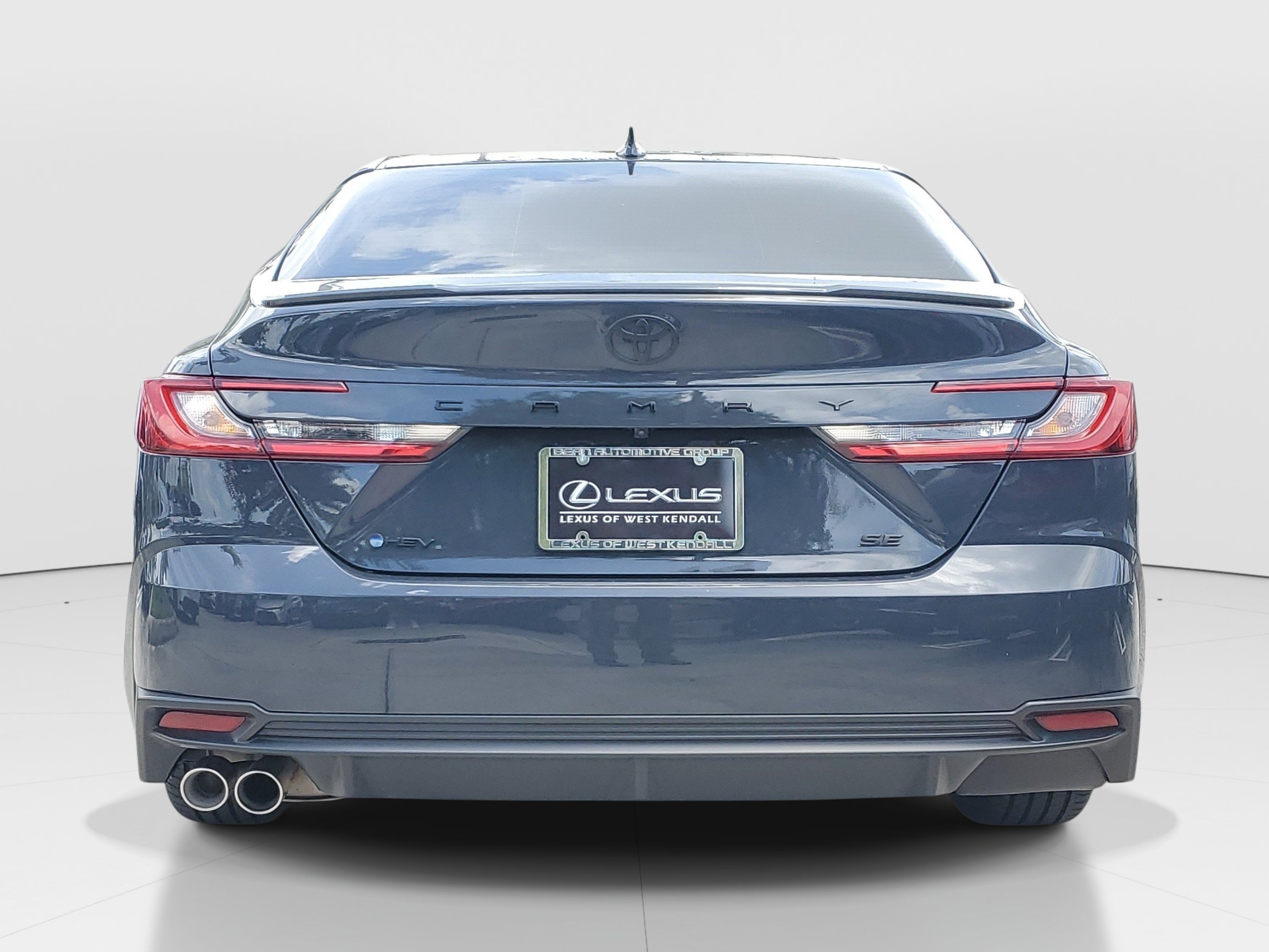 Used 2025 Underground Toyota SE image 5