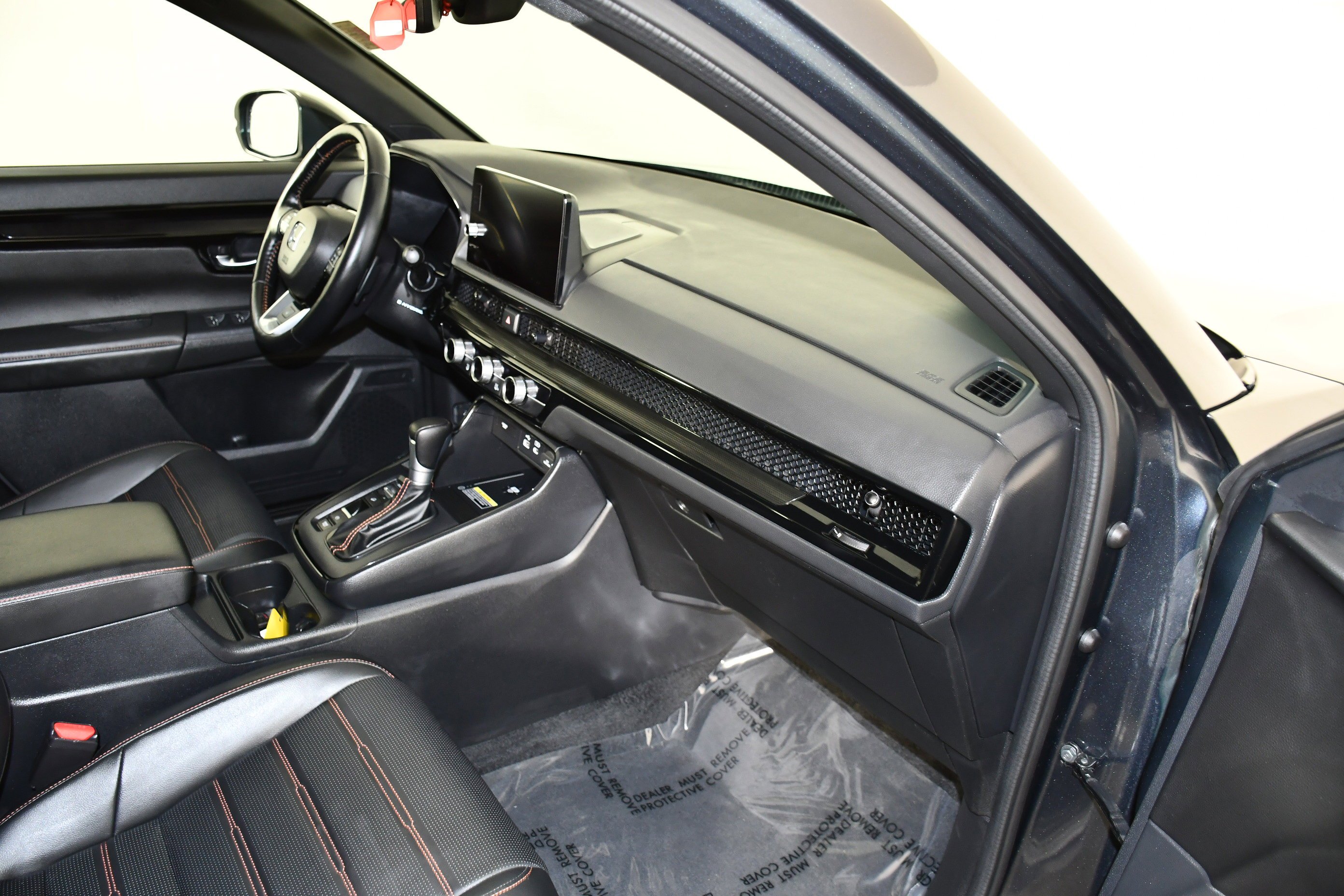 Used 2025 Meteorite Gray Metallic Honda Sport Touring image 43