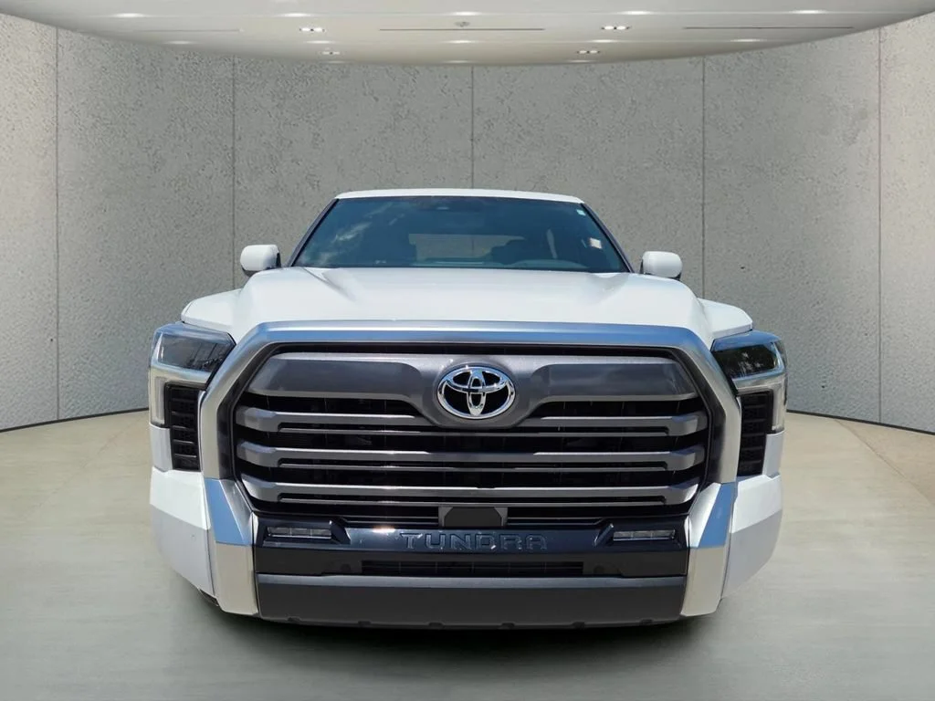 Used 2025 Ice Toyota Limited image 9