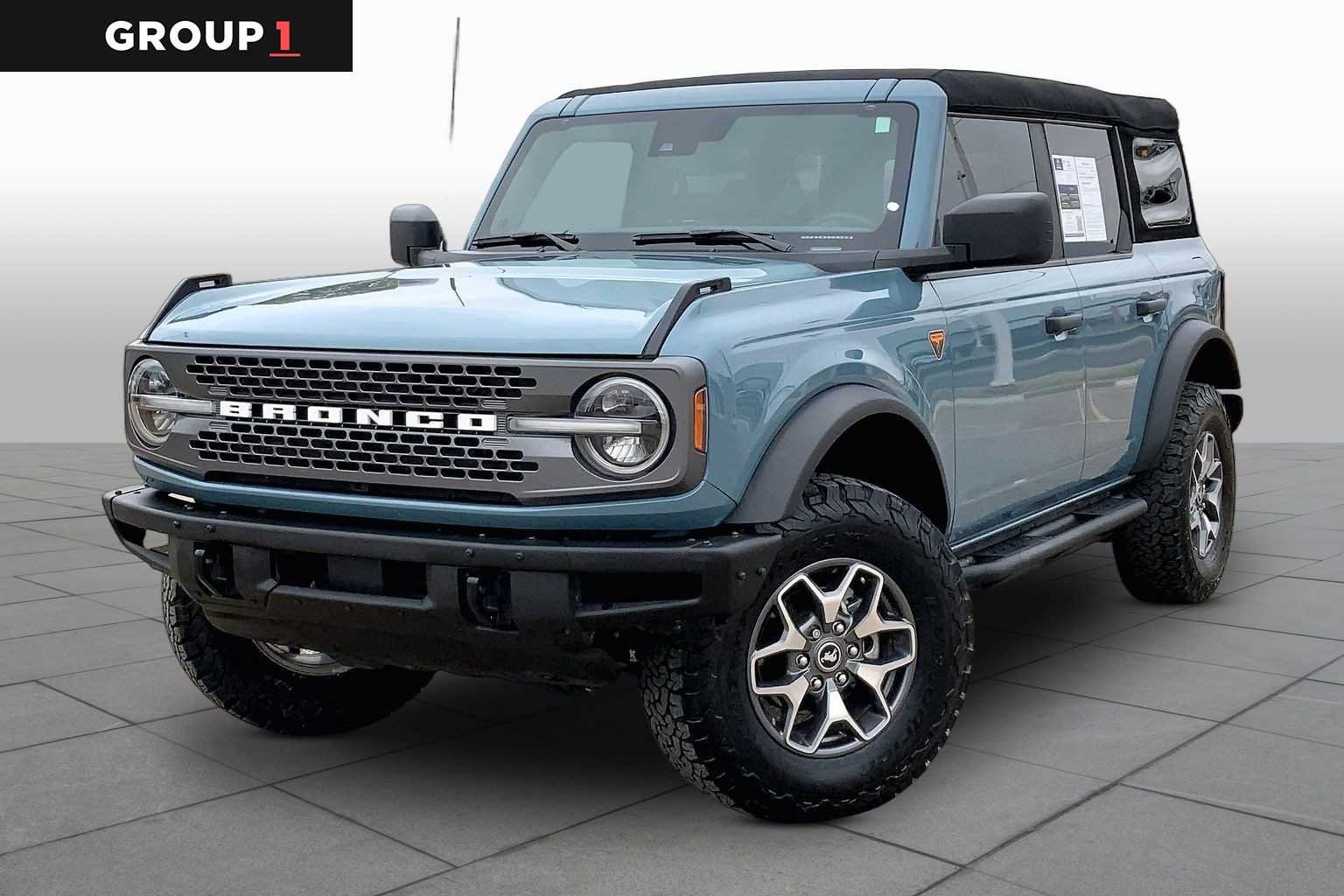 2023 Ford Bronco 4-Door Badlands