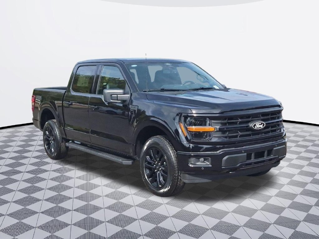 New 2026 Agate Black Metallic Ford XLT image 38