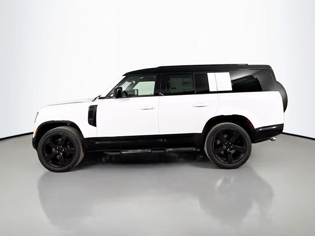 2026 Land Rover Defender V8 - Photo 8