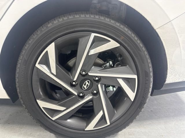 Certified Used 2025 White Hyundai Limited image 9