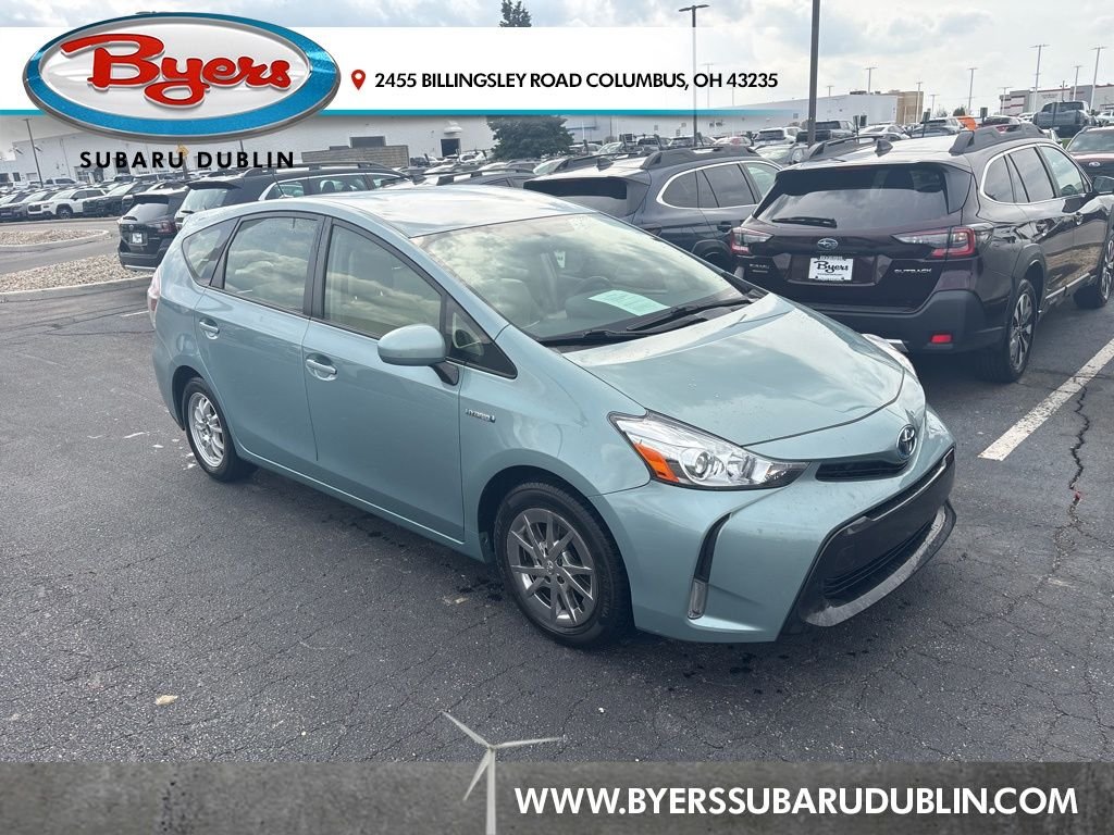 2017 Toyota Prius v Five