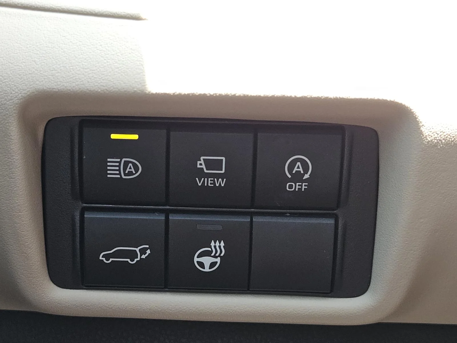 Used 2024 Black Toyota Platinum FWD (Natl) image 20