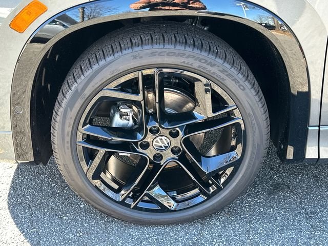 New 2026 Gray Volkswagen 2.0T SE R-Line Black image 11