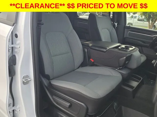 Used 2022 White Ram Big Horn/Lone Star image 16