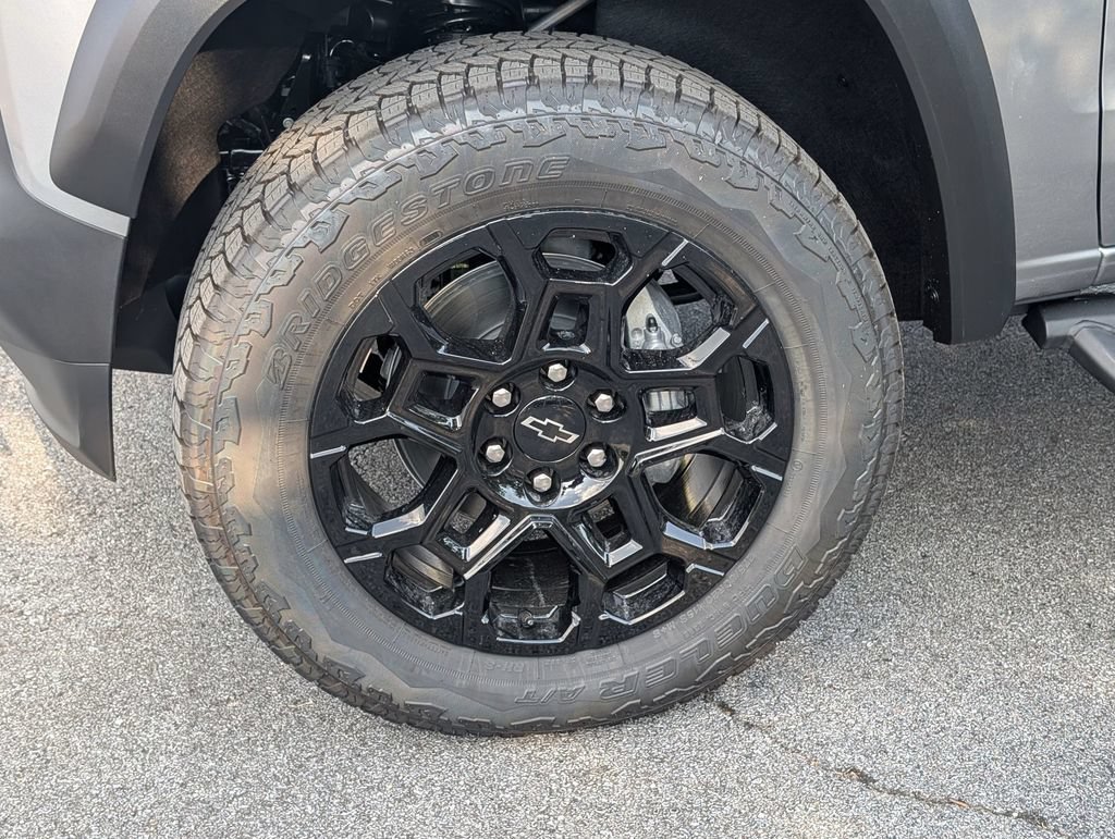 New 2026 Sterling Gray Metallic Chevrolet Trail Boss image 11