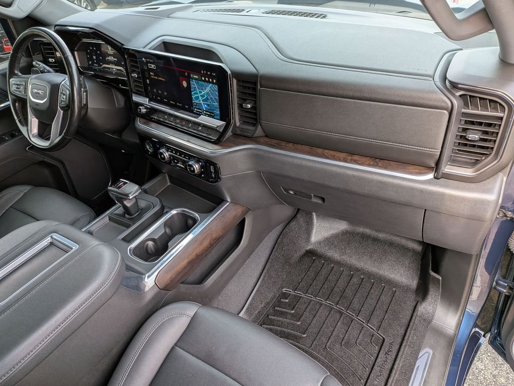 Used 2022 Blue GMC SLT image 30