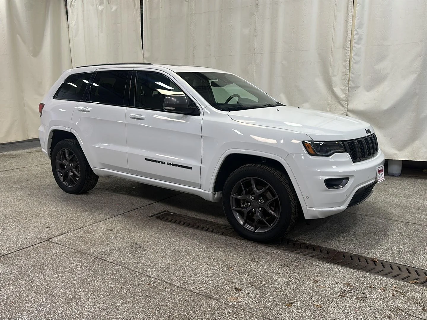 Certified Used 2021 Bright White Clearcoat Jeep 80th Anniversary image 8