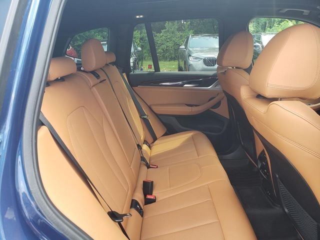 Used 2023 Blue Metallic BMW xDrive30i image 18