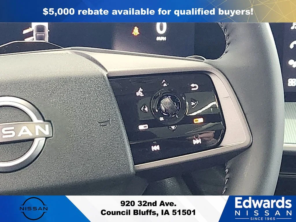 New 2026 Everest White Pearl TriCoat / Super Black Two-tone Nissan Platinum image 27