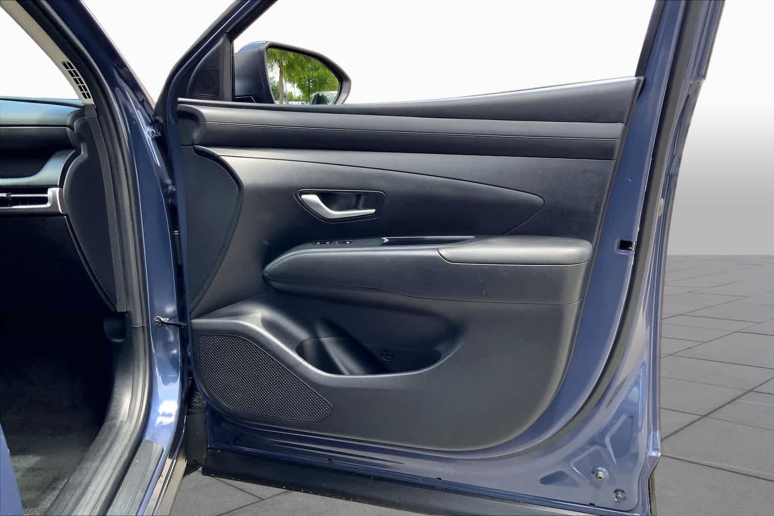Used 2025 Atlantis Blue Hyundai SEL Convenience image 23