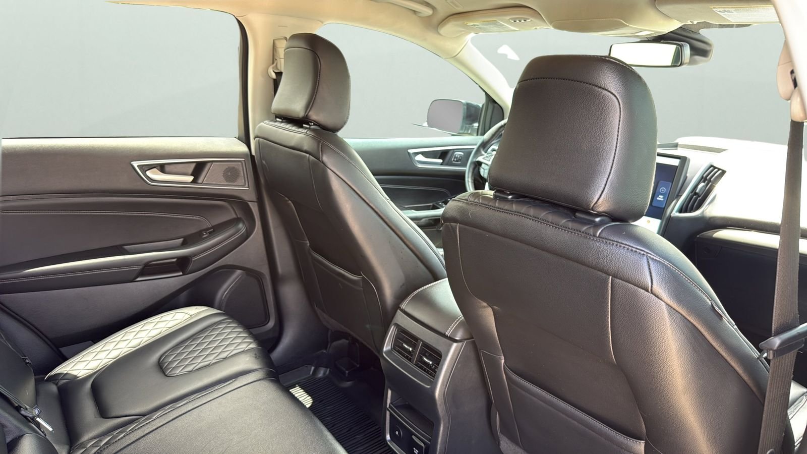 Used 2023 Black Ford Titanium image 28