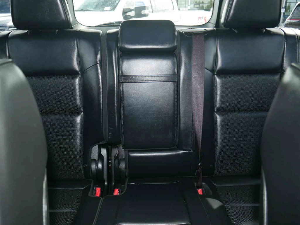 Used 2017 Red Jeep Overland image 37