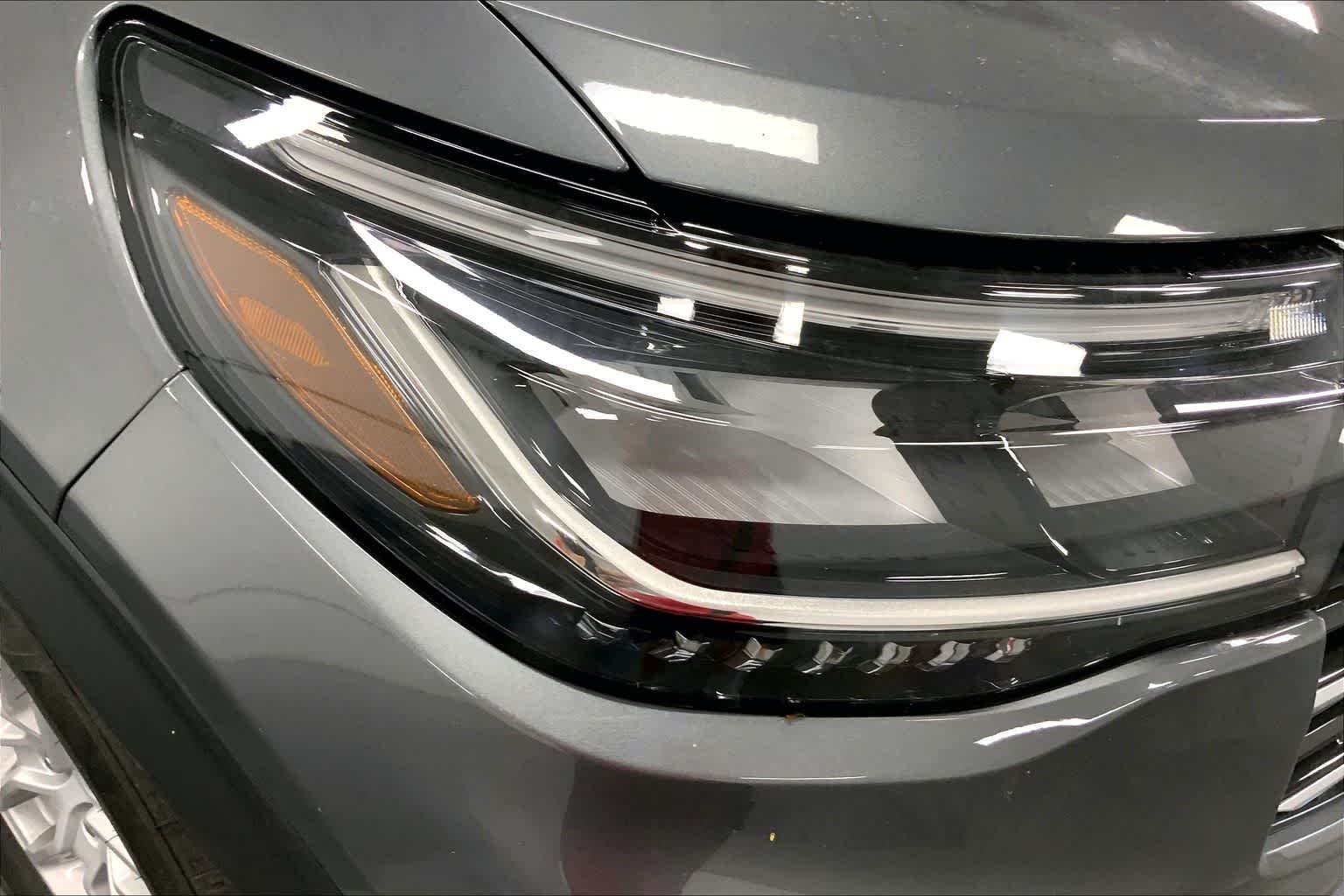 New 2026 Carbonized Gray Metallic Ford Active image 13