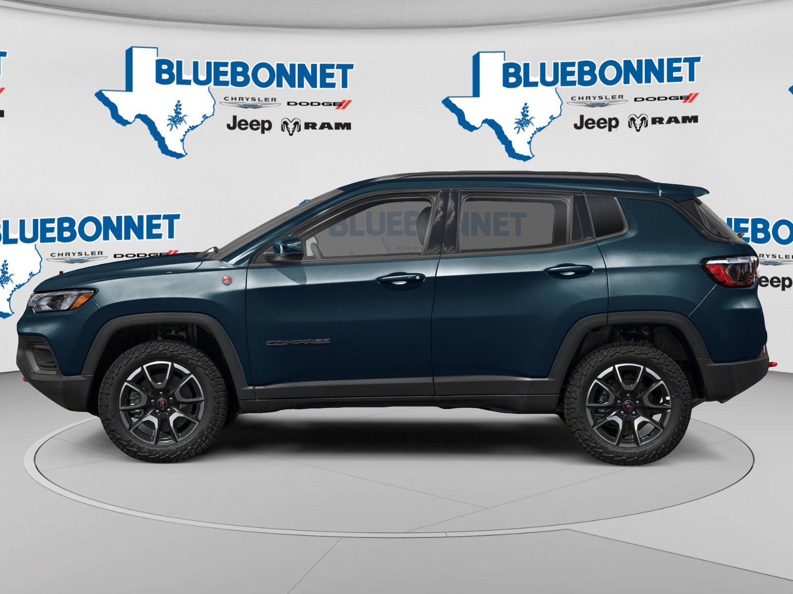 New 2026 Fathom Blue Pearl-Coat Exterior Paint Jeep Trailhawk image 6