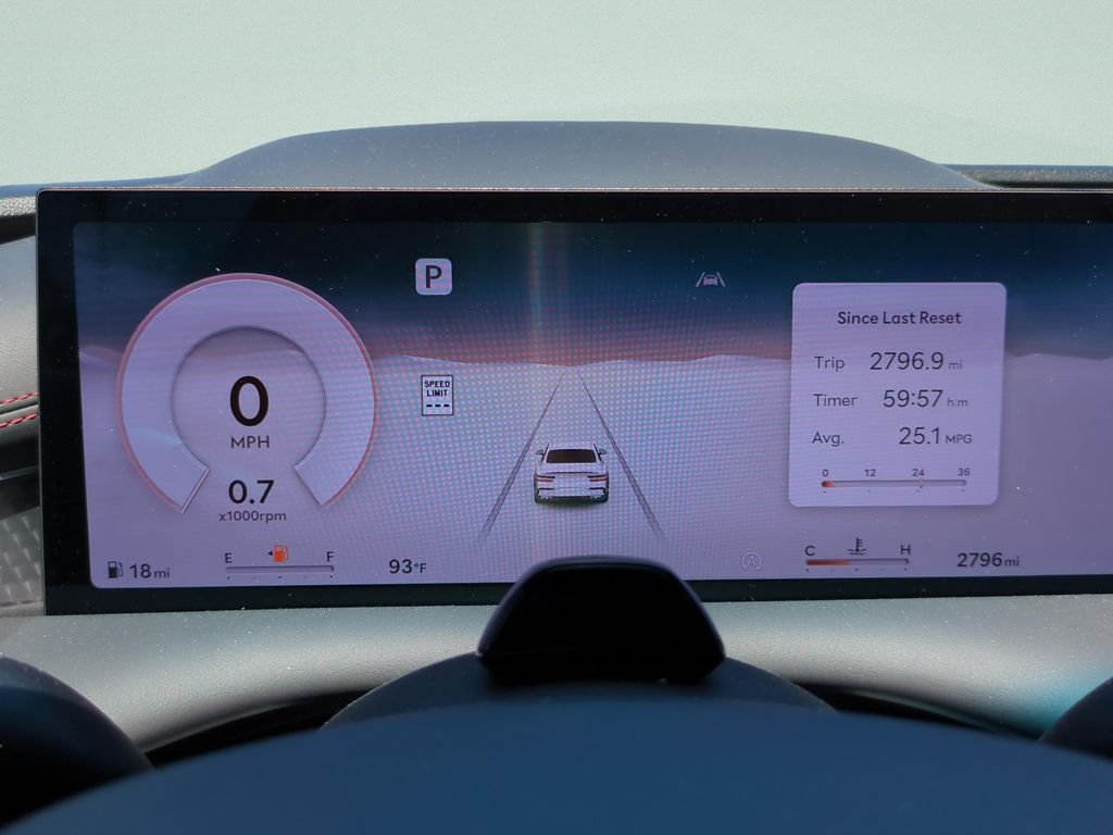 New 2026 White Genesis 2.5T SPORT PRESTIGE image 9