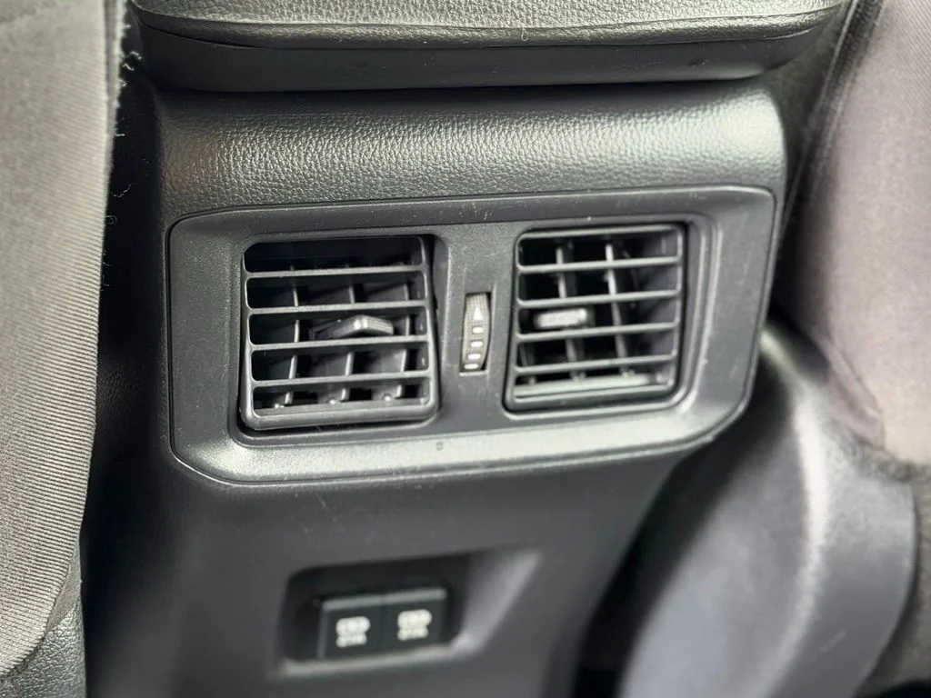 Used 2021 Silver Toyota XLE image 8