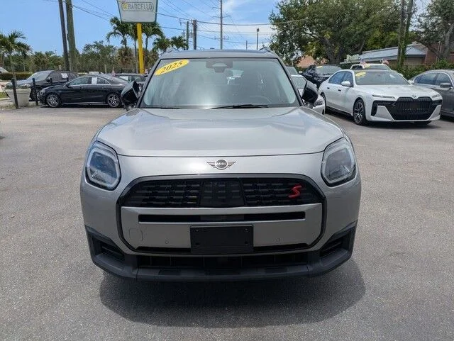 Used 2025 Silver MINI Cooper S ALL4 image 2