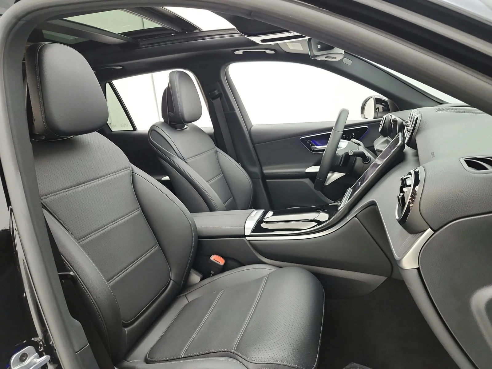Certified Used 2026 Black Mercedes-Benz GLC 350e 4MATIC® SUV image 20