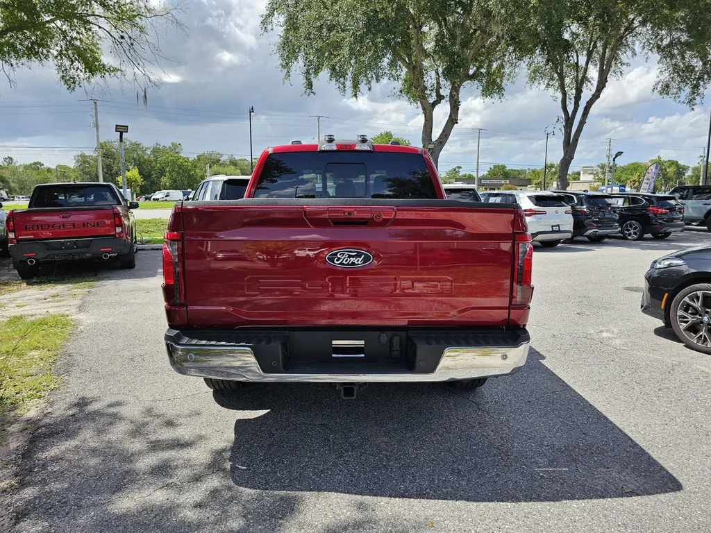 Used 2026 Red Ford XLT image 4