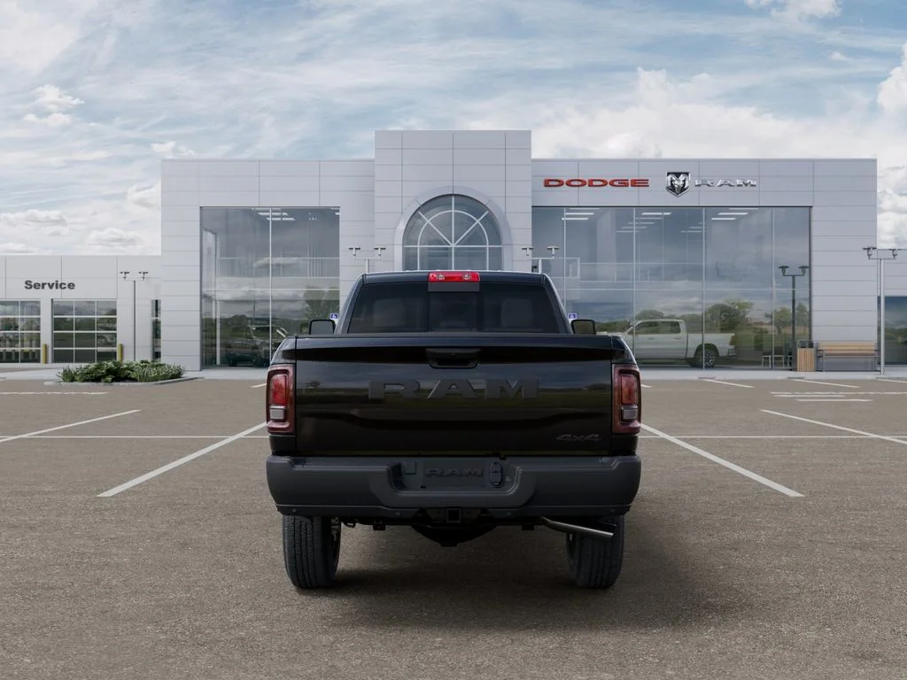 New 2026 Diamond Black Crystal Pearl-Coat Exterior Paint RAM Tradesman image 8