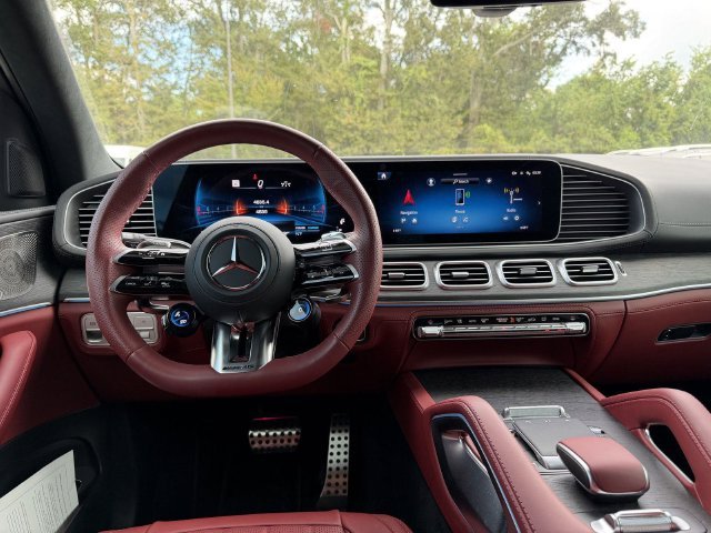 Certified Used 2025 Moonlight White Metallic Mercedes-Benz GLS 63 AMG® image 18