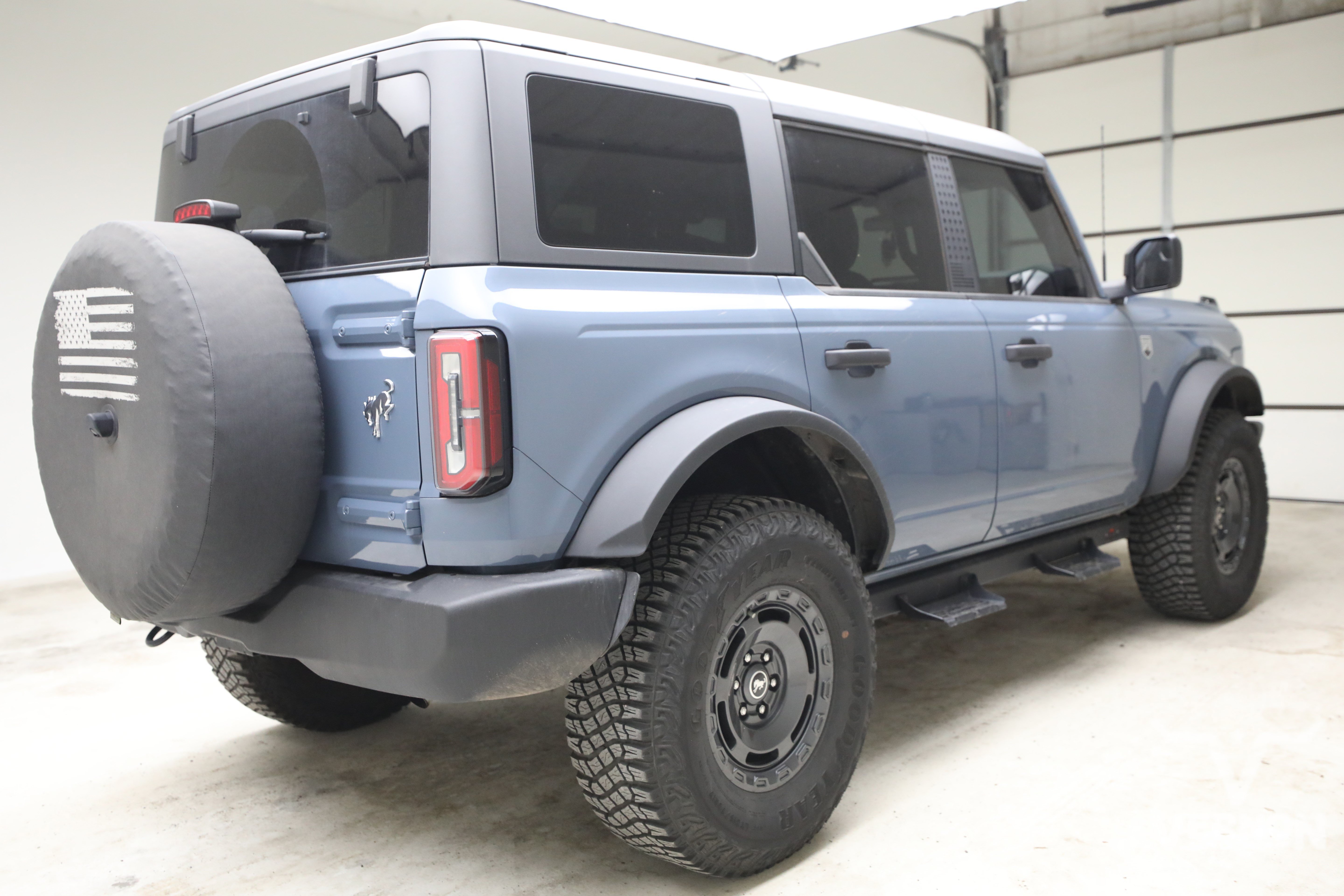 Used 2024 Azure Gray Metallic Tri-Coat Ford Y image 4