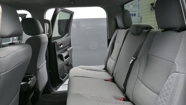 Used 2022 Green Toyota SR5 image 15